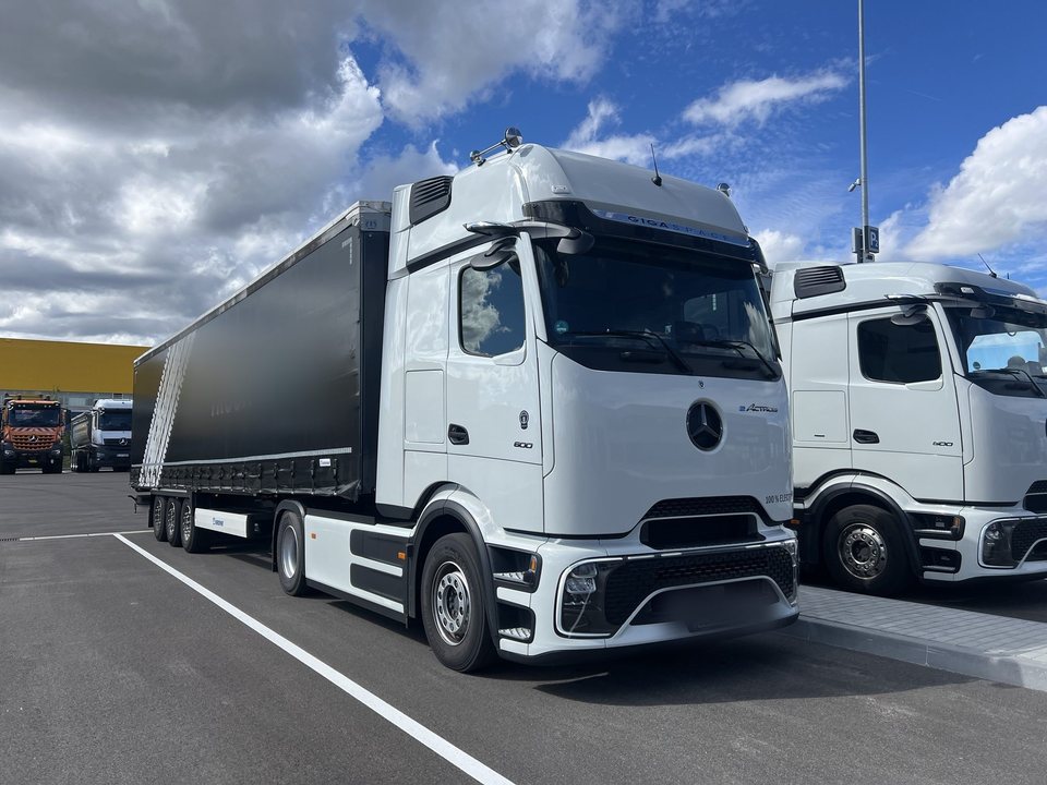 Mercedes-Benz eActros 600 – Fahrzeugüberführung ab München